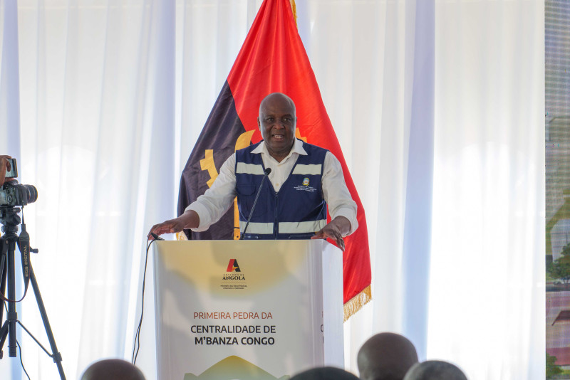 H.E. Carlos Alberto da Silva Gregório dos Santos, Minister of Public Works, Urban Planning, and Housing