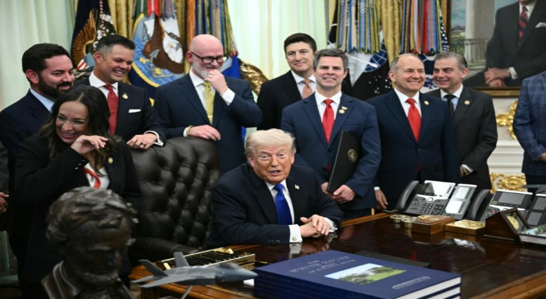 US President Donald Trump is a self-confessed fast food fan (Brendan SMIALOWSKI)